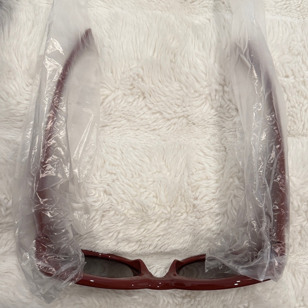 NEW Gucci Cat Eye Sunglasses - Picture 9 of 9